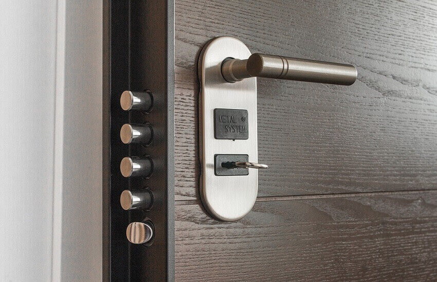 safety door locks