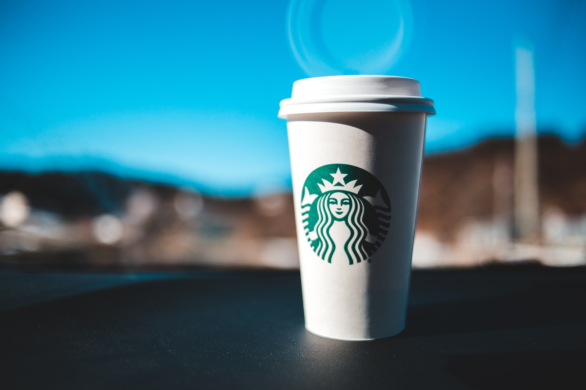 7 Easy Ways to Get Free Starbucks Drinks